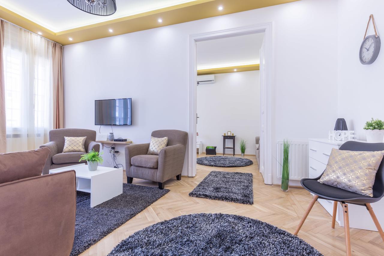 Real Apartments Zoltan بودابست المظهر الخارجي الصورة